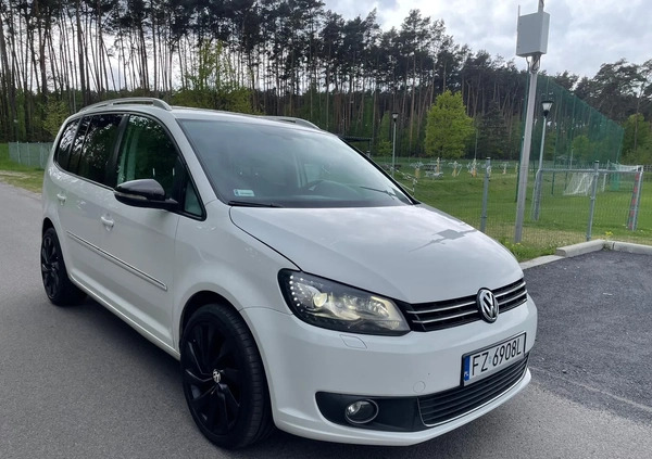 Volkswagen Touran cena 38900 przebieg: 244236, rok produkcji 2012 z Góra małe 121